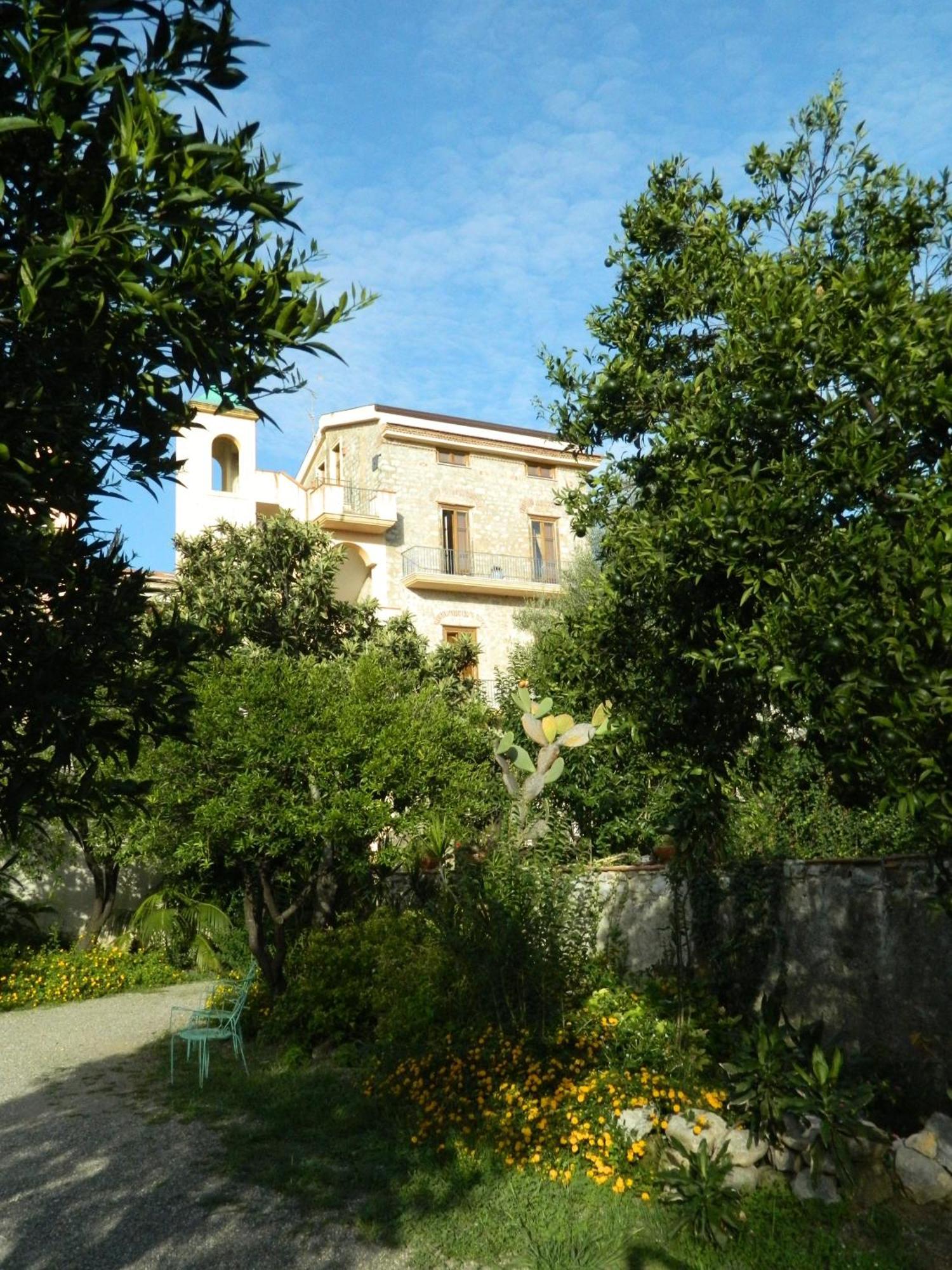Hotel Del Sole Al Plebiscito Sapri Bagian luar foto