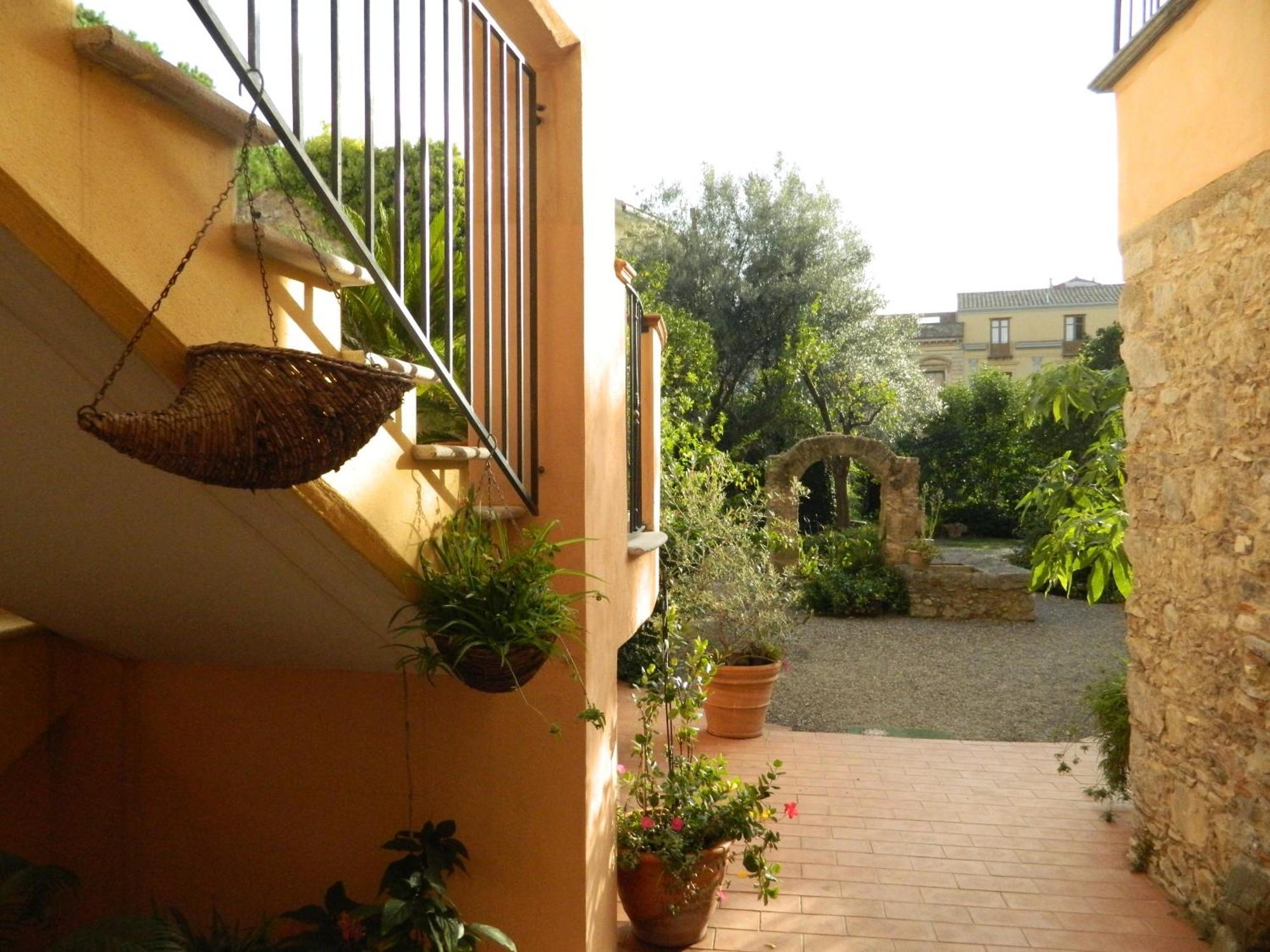 Hotel Del Sole Al Plebiscito Sapri Bagian luar foto