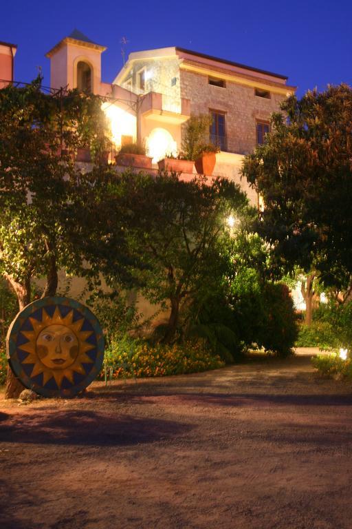 Hotel Del Sole Al Plebiscito Sapri Bagian luar foto