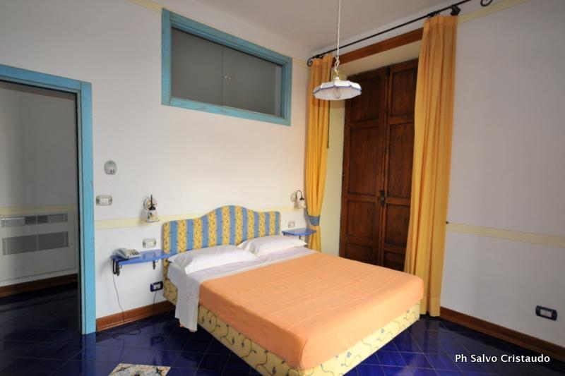 Hotel Del Sole Al Plebiscito Sapri Bagian luar foto
