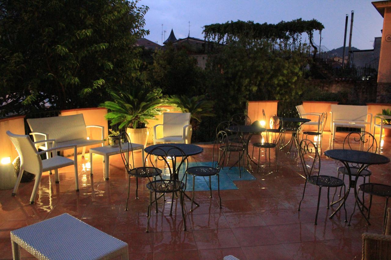 Hotel Del Sole Al Plebiscito Sapri Bagian luar foto